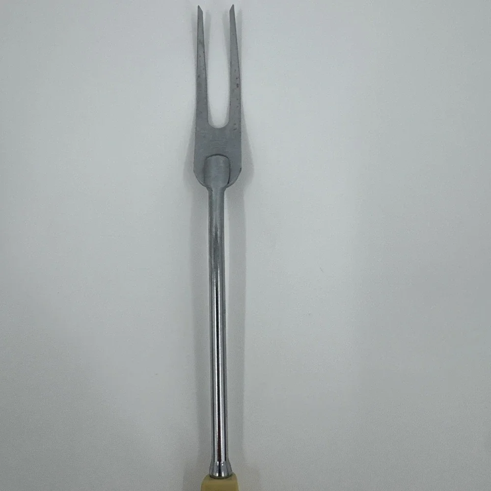 vintage Ekco pastel yellow handle Chrome Plate serving fork meat‎ fork Utensil